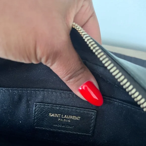 YSL Lou Camera Bag with tassel - Pristine condition. Like New! 💯 Authentic - Picture 9 of 11